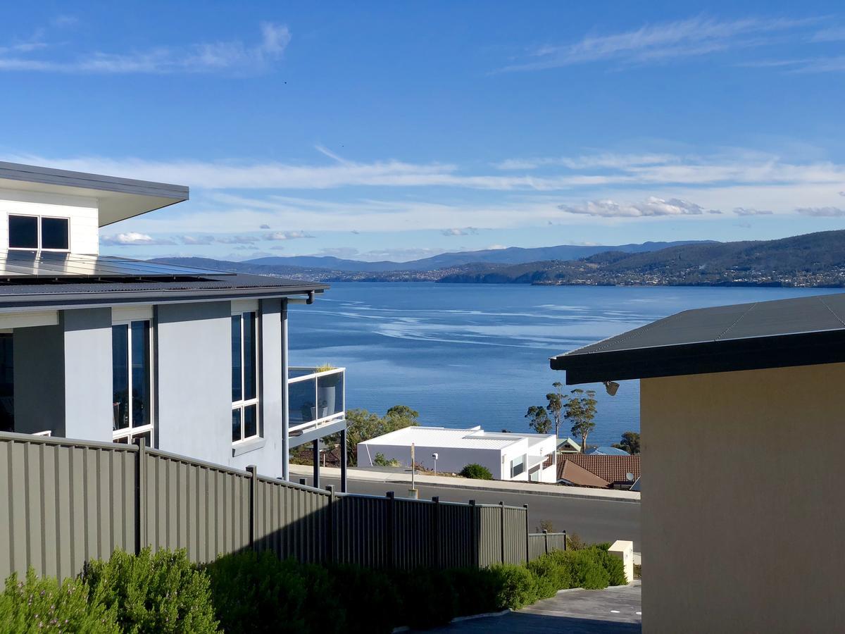 Oceana B&B Howrah Exteriör bild